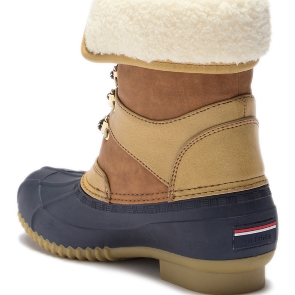 Tommy Hilfiger Rusteen boot Rain-snow Color Dark Natural size 8 New With Box - Picture 3 of 13